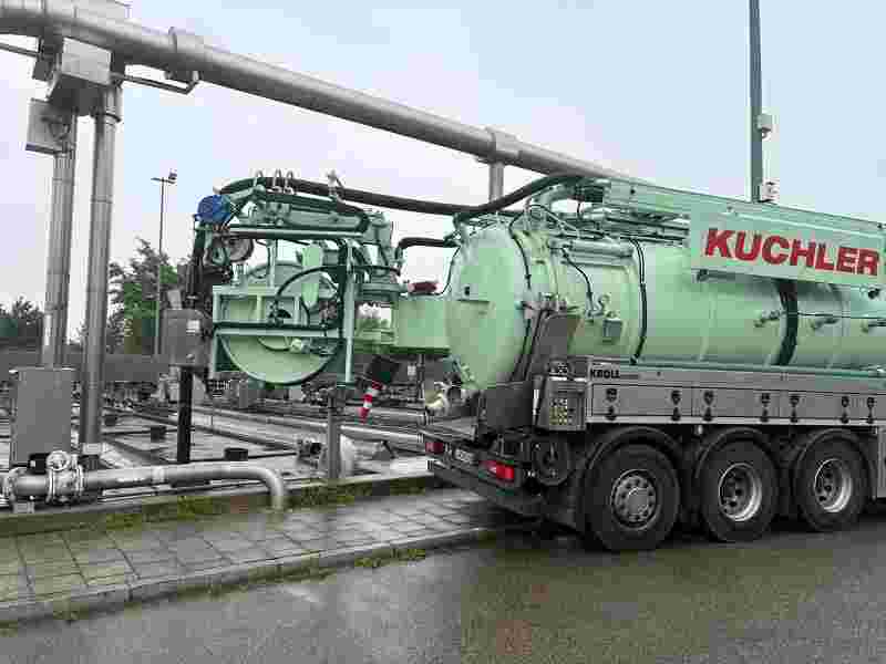 Saugwagen Saugfahrzeug Kuchler